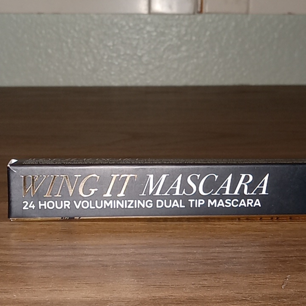 Lashes - Picture 2 of 5